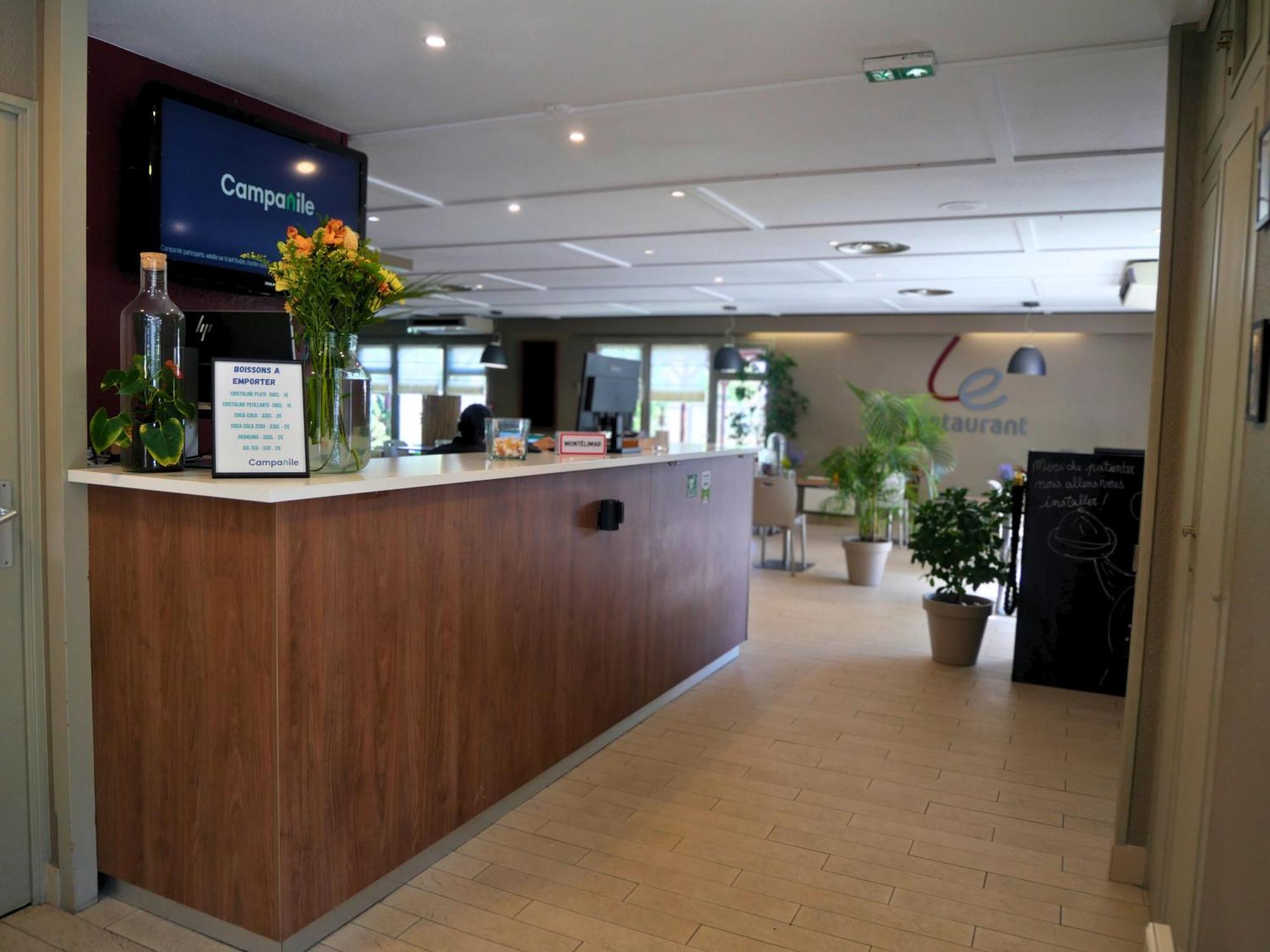 Hotel Campanile Montelimar Nord - A7 Sortie 17 Les Tourrettes Exteriér fotografie